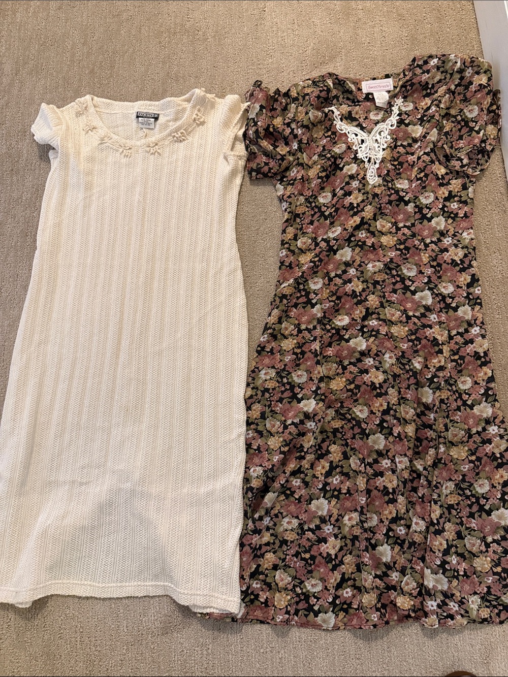 Floral Puff-Sleeve Dress (10P) and cream knit dress (L)